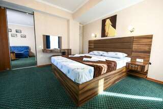 Гостиница Ростовчанка Лазаревское 2-х комнатный номер семейный-5